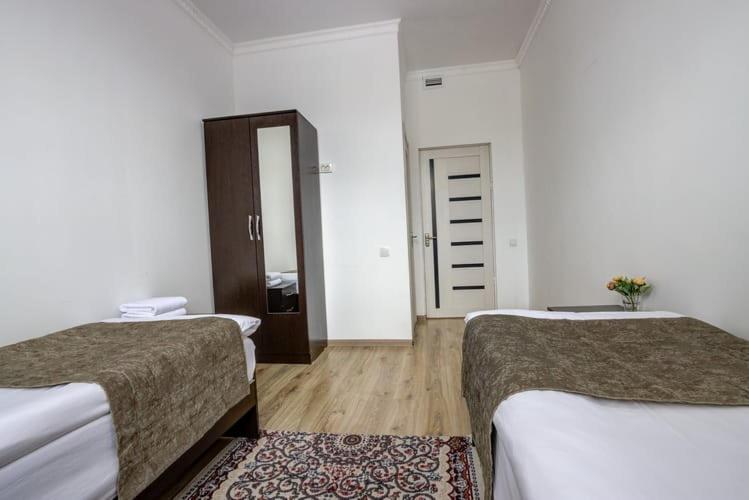 Olive Hotel Kochkor ภายนอก รูปภาพ