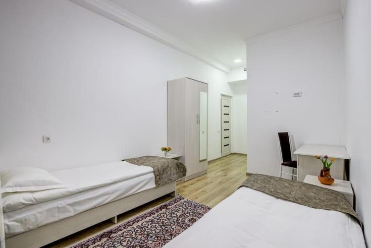 Olive Hotel Kochkor ภายนอก รูปภาพ