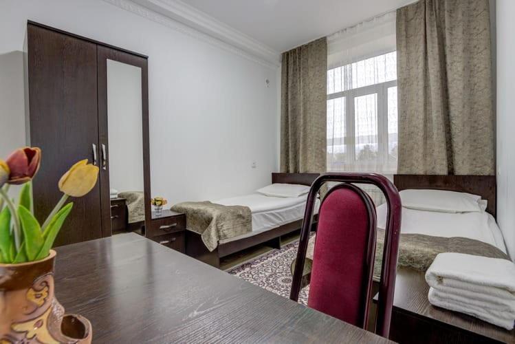Olive Hotel Kochkor ภายนอก รูปภาพ
